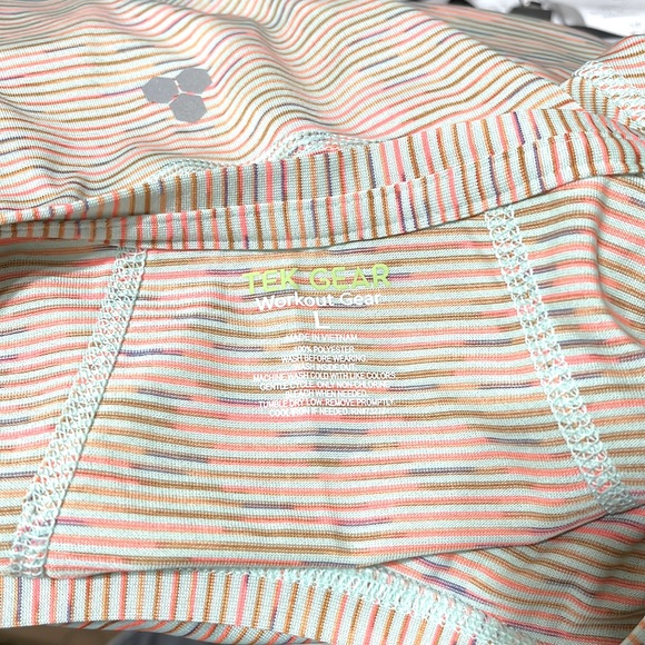 5/$25 Tek Gear Performance Core Mint Space Dye Crewneck Tee Size Large - Picture 5 of 9